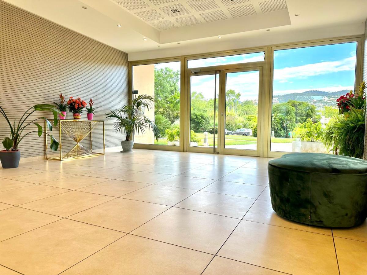 My Resid Appart Cannes Marina Vue Piscine Mandelieu エクステリア 写真